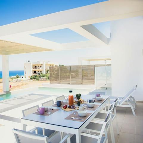 Cook alfresco feasts on the barbecue and dine as the sun is setting