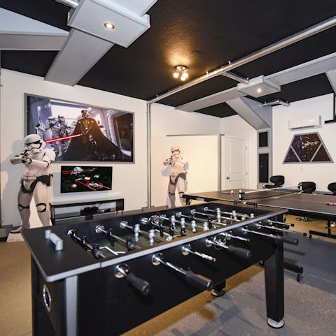 Have fun in the themed games room