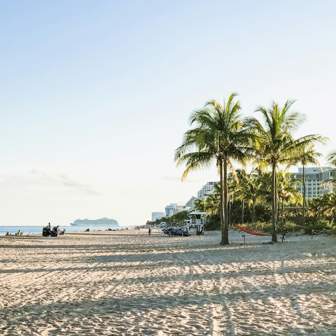 Gather everyone together and head to the beach in Fort Lauderdale