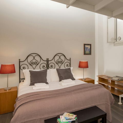 Sink into the sumptuous bed after a day's sightseeing