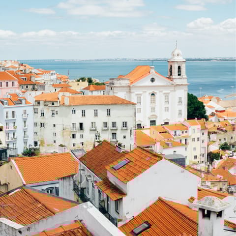 Stay in the heart of the city of Lisbon