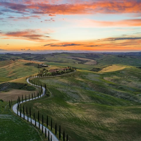 Explore the pretty villages of the Tuscan hills
