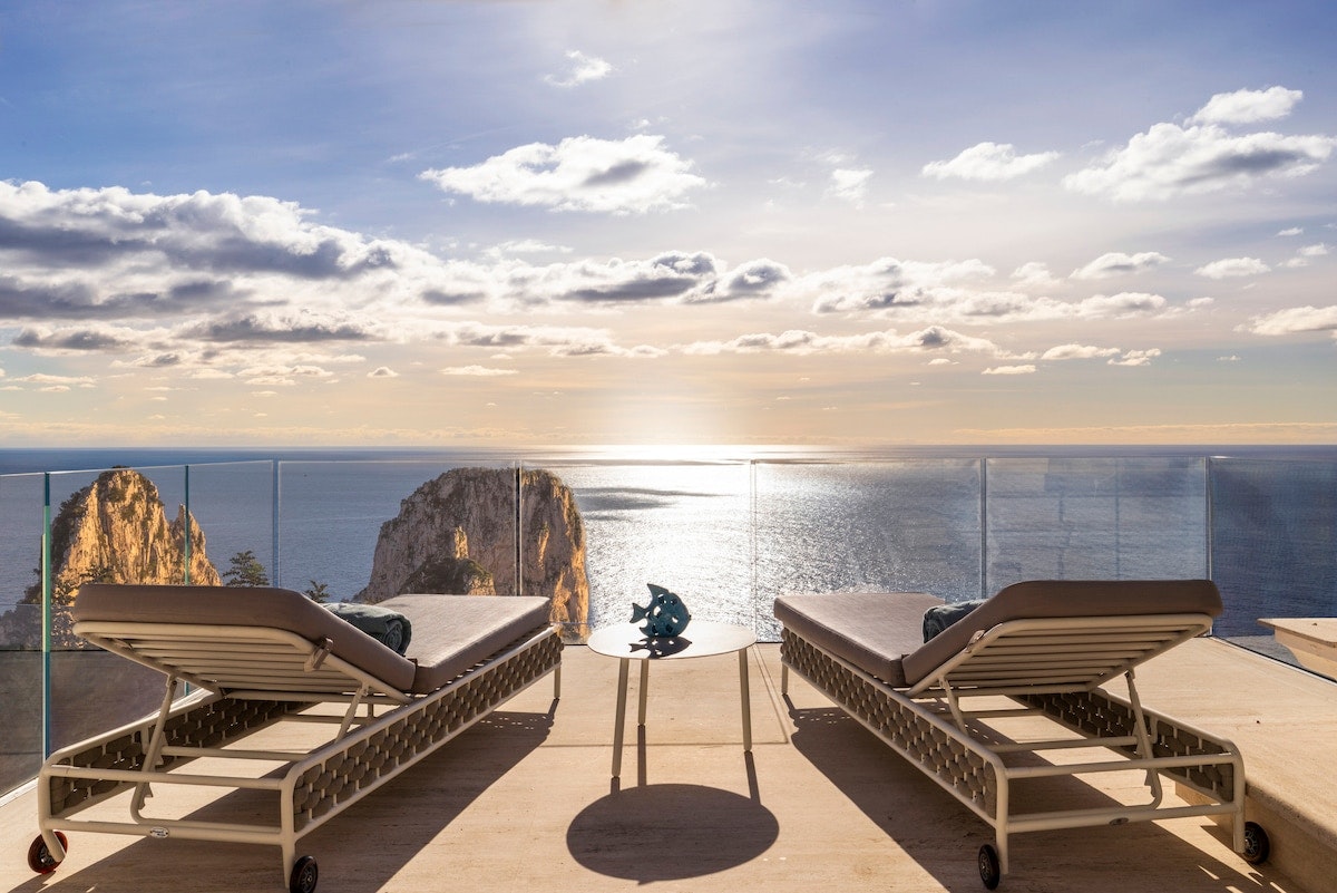 Aperitivo Above the Stacks