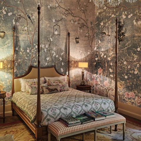 Sleep surrounded by historic artistry
