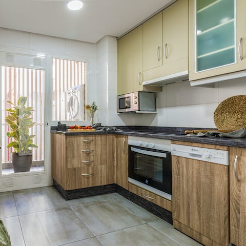 Rustle up a bite to eat in the well-equipped kitchen
