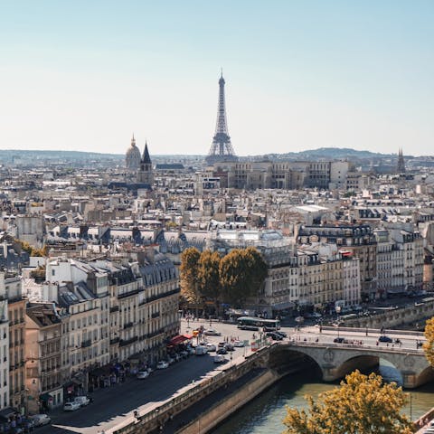 Make yourself at home in the 16th arrondissement of Paris