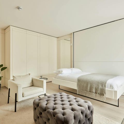 Find ease and relaxation at home after a day of sightseeing