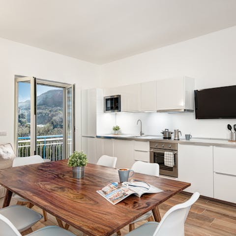 Head out onto the wraparound balcony with morning coffees