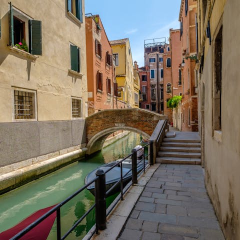 Follow the nearby Rio de Sant'Anzolo into the centre of the city