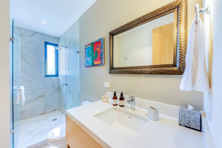 Bathroom photo