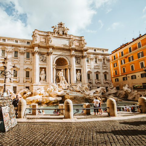 Spend a day exploring the Eternal City – Rome's historic sights are only an hour away