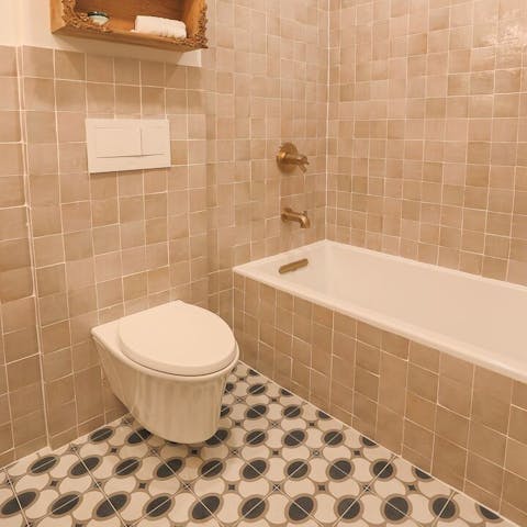 Treat yourself to a hot bath after a day on the slopes