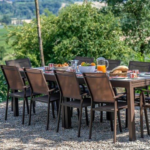 Dine alfresco as you admire the views of rolling hills