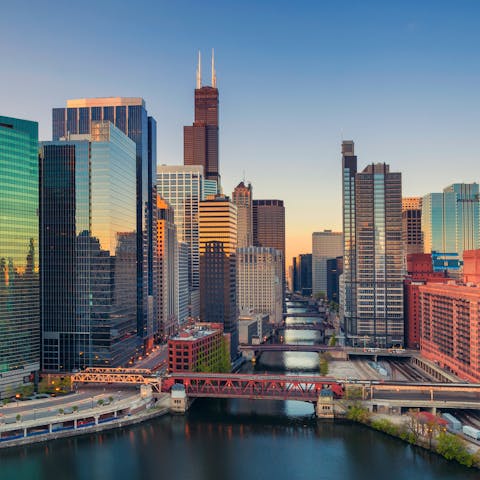 Explore Chicago from your stylish River North location