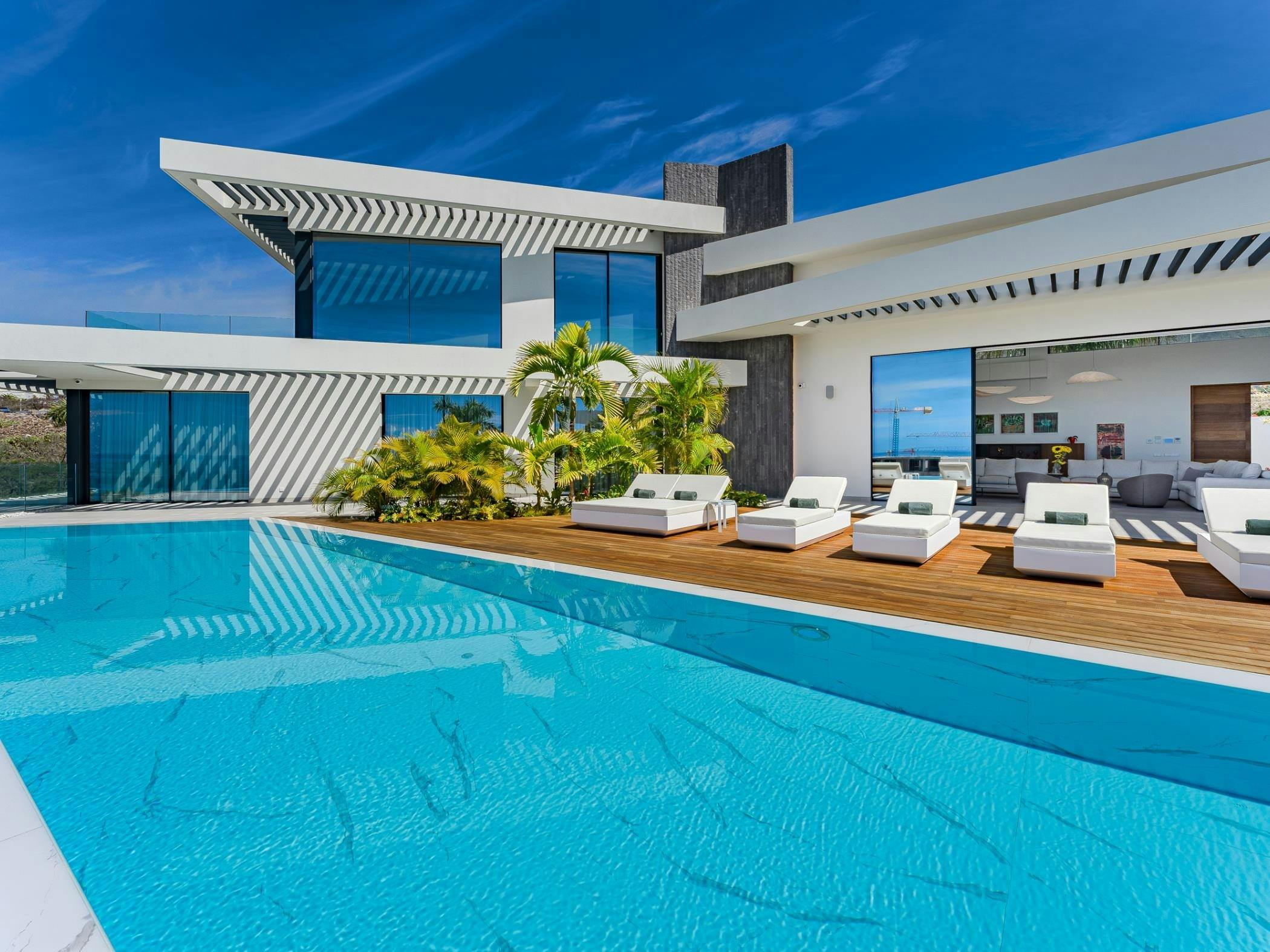 Blue Horizon Hideaway