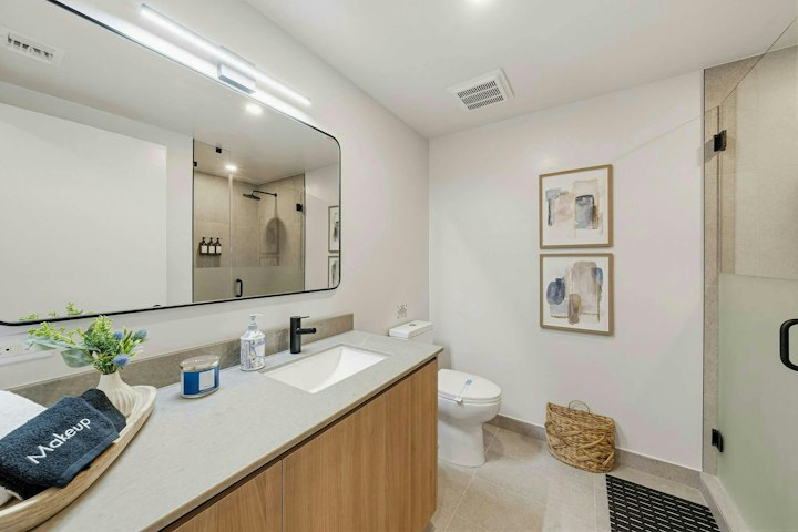 Bathroom photo