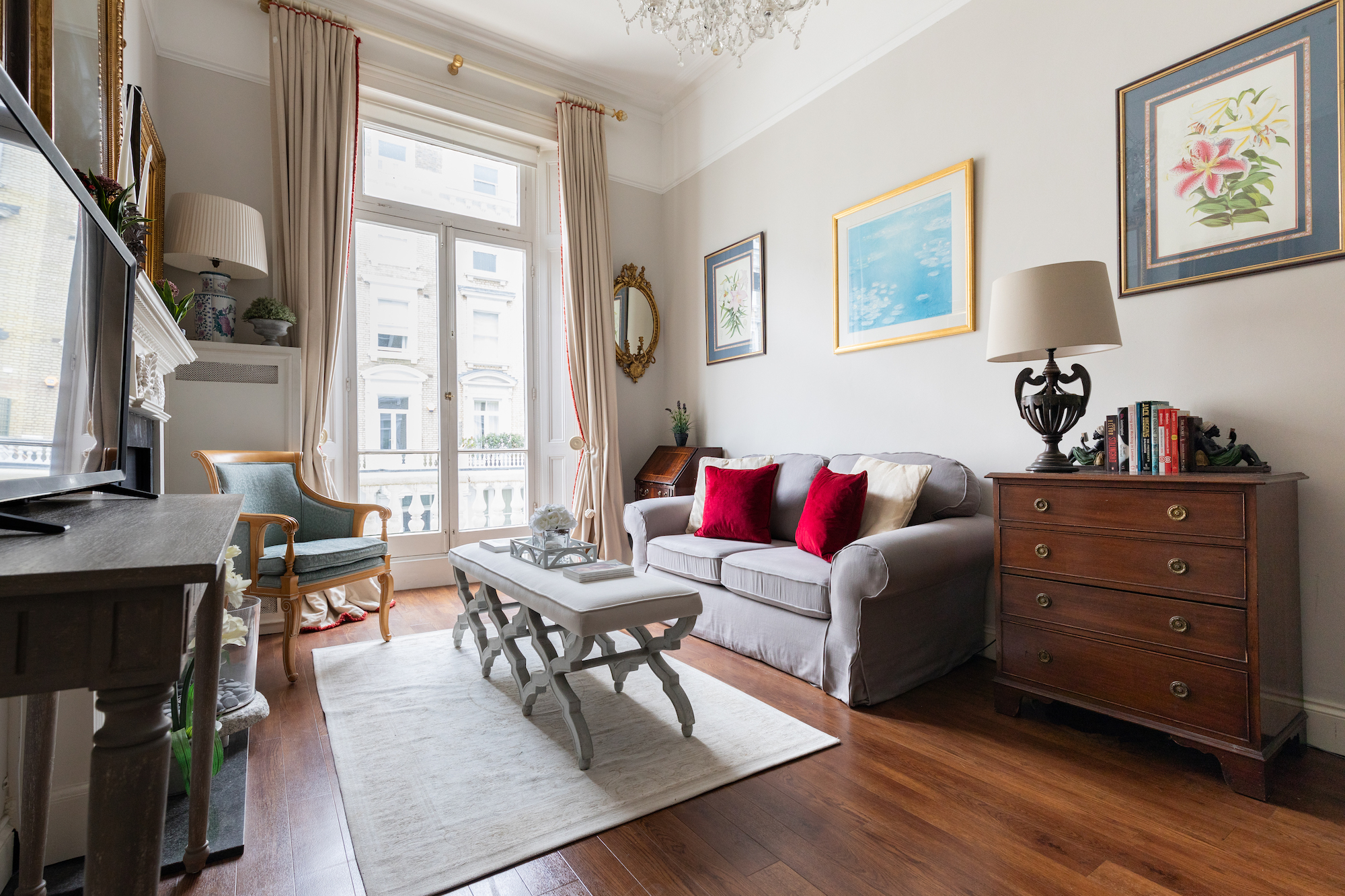 Elegant Heights