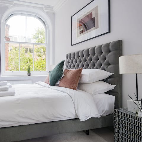 Appreciate the original artwork in the bedrooms from the Albermarle Gallery in nearby Mayfair