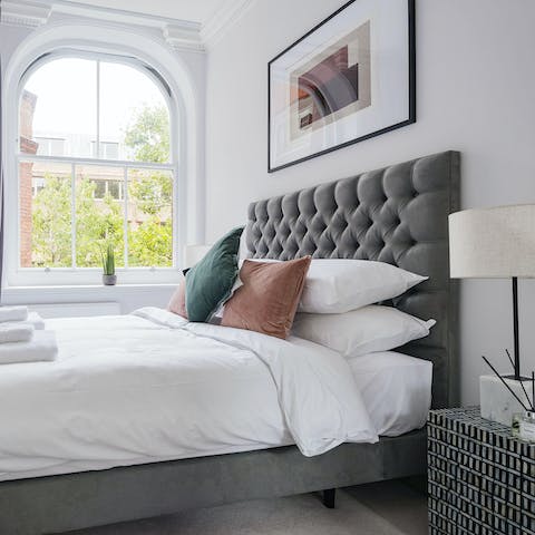 Appreciate the original artwork in the bedrooms from the Albermarle Gallery in nearby Mayfair