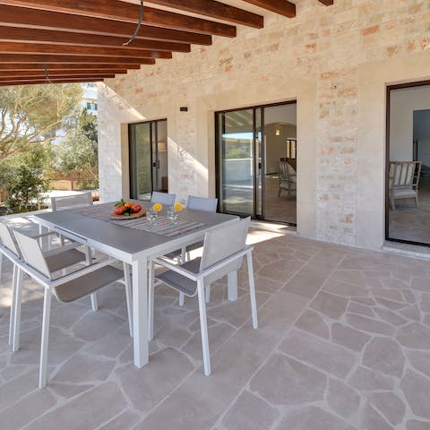 Light the barbecue and enjoy magical evenings outdoors