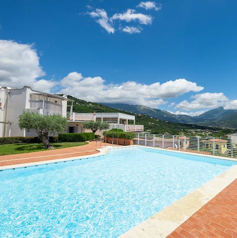 Spend warm afternoons floating about in the communal pool