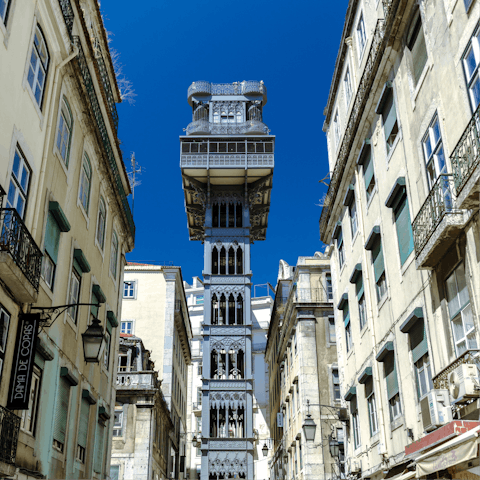 Reach the Santa Justa Lift in just five minutes on foot