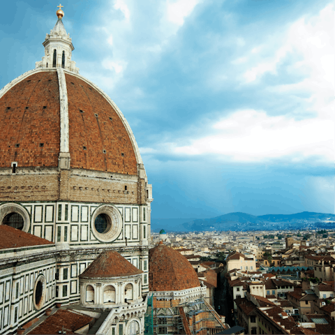 Stroll down to the Duomo with coffee pit stops along the way