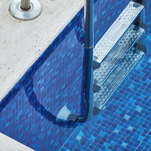 Cool off from the desert heat in the residents' pool