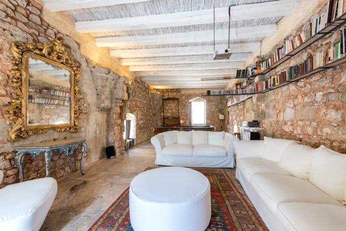 Stone Bath Retreat