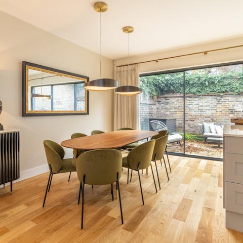 Relax with evening drinks around the table or on the terrace