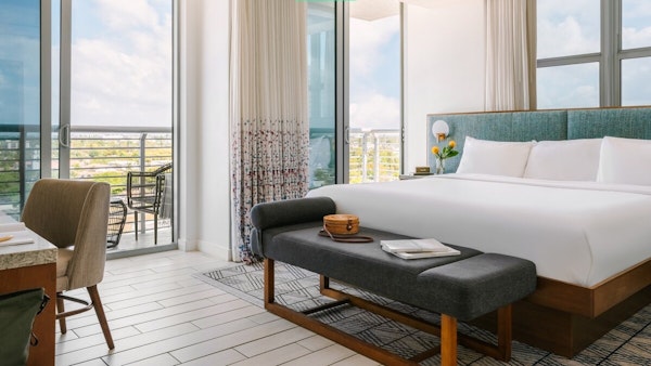 Hotel Circ - Dania Beach, FL