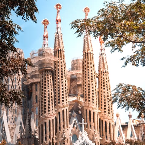 Gaze up at Barcelona's emblematic Sagrada Família, a thirty-five-minute stroll from your door