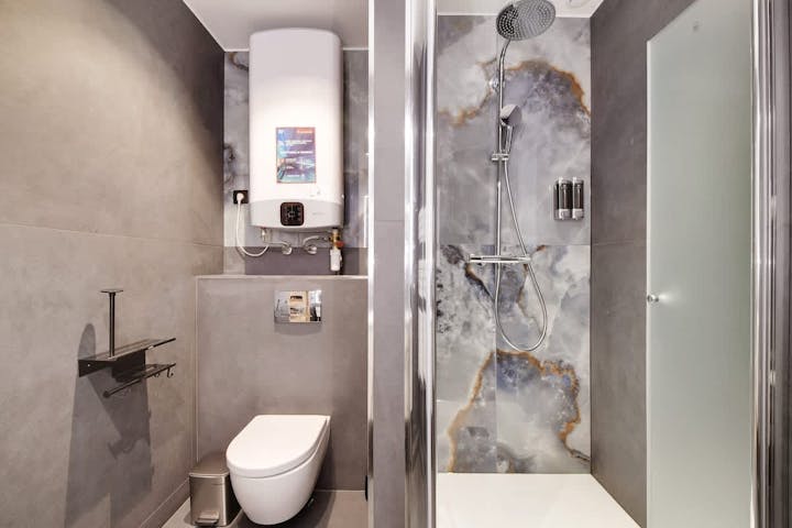Bathroom photo