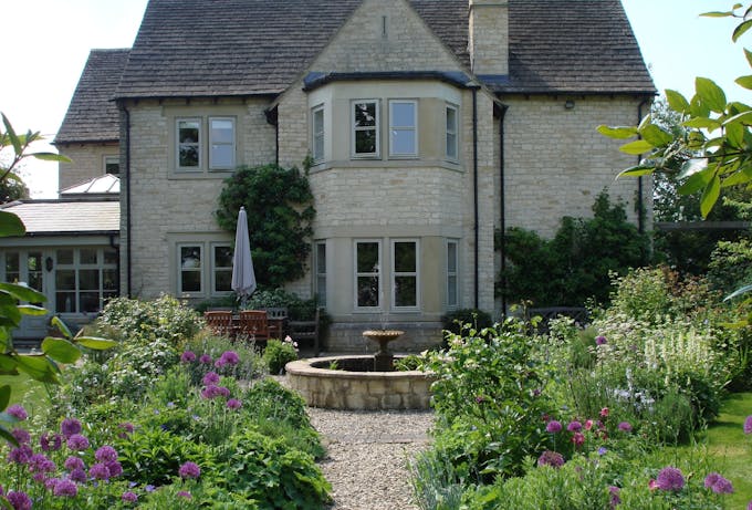 Cotswold Court