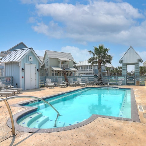 Head to one of the communal pools for a leisurely dip