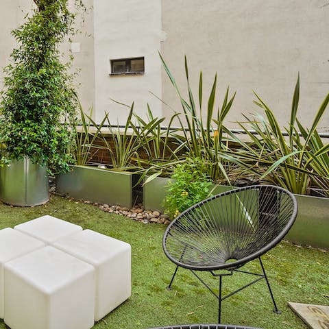 Sip sundowners on your private roof terrace