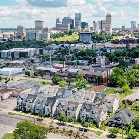 Stay just a few blocks from the buzzing heart of Downtown Nashville