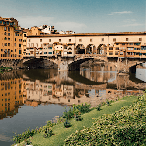 Take a ten-second stroll to the stunning Ponte Vecchio
