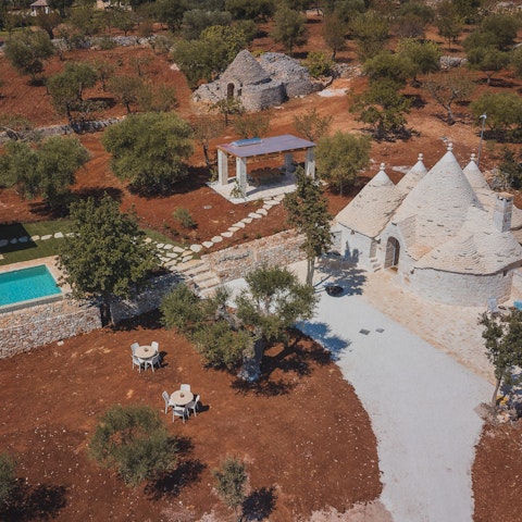 Embrace the solitude, with plenty of outdoor beauty all to yourself