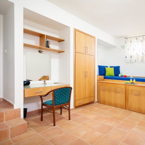 Check over your emails and stay connected with work at this dedicated desk space