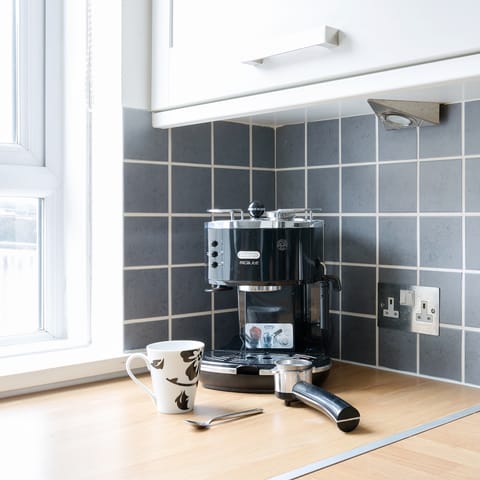 Well-equipped for a morning coffee