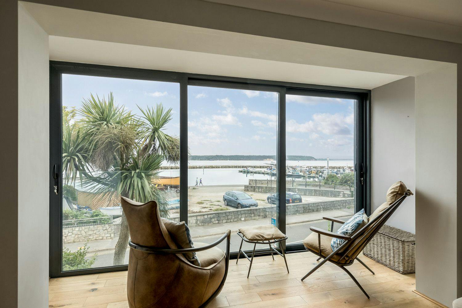 Breakfast By The Beach