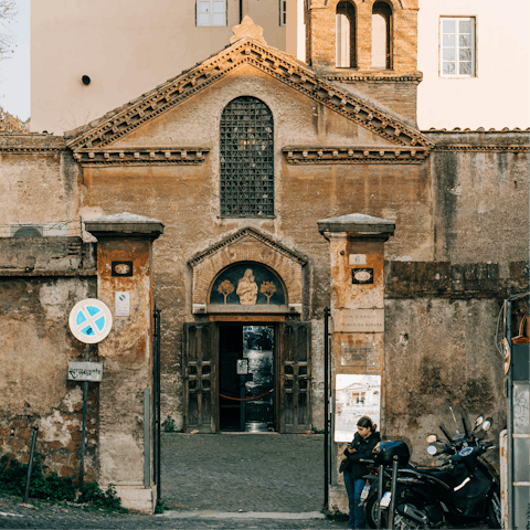 Explore picturesque piazzas and basilicas in Trastevere
