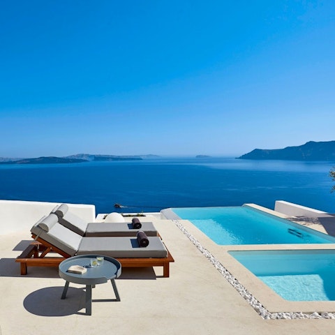 Soak of breathtaking caldera views from the terrace