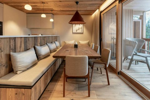 Pull up a seat for a long, unhurried après-ski meal