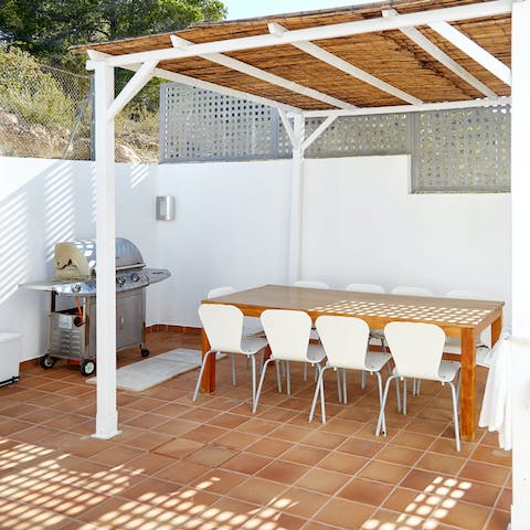 Fire up the grill and enjoy an evening barbecue together