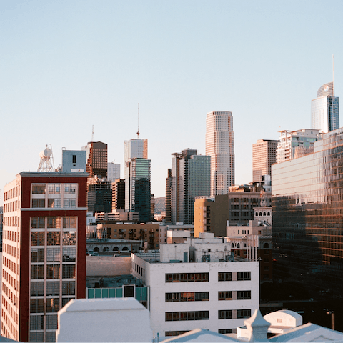 Explore LA from your location in Toluca Lake