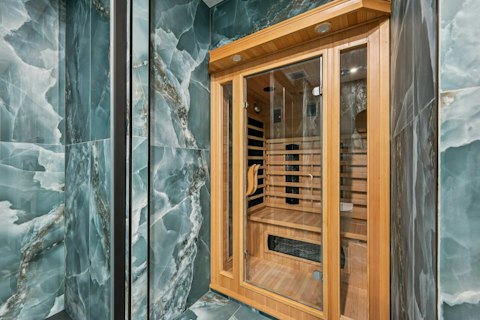 End the day with a relaxing session in the home sauna