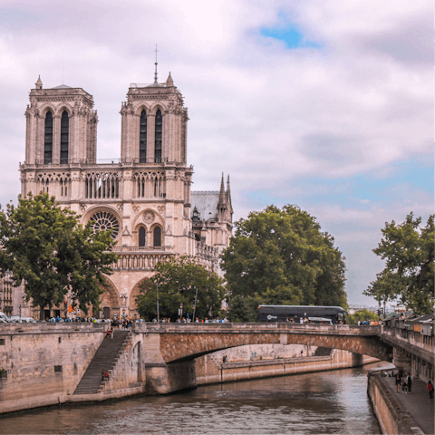 Stroll to Île Saint-Louis to see the Notre-Dame – it's a ten-minute walk away