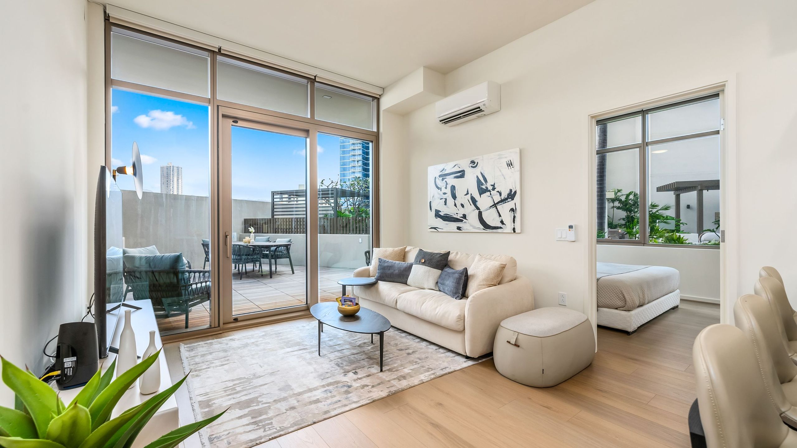 Courtyard above Kapiolani